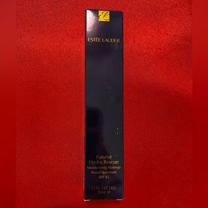 Estee Lauder Futuristic Hydra Rescue Foundation